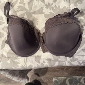 Natori lightly Lined bra 32ddd